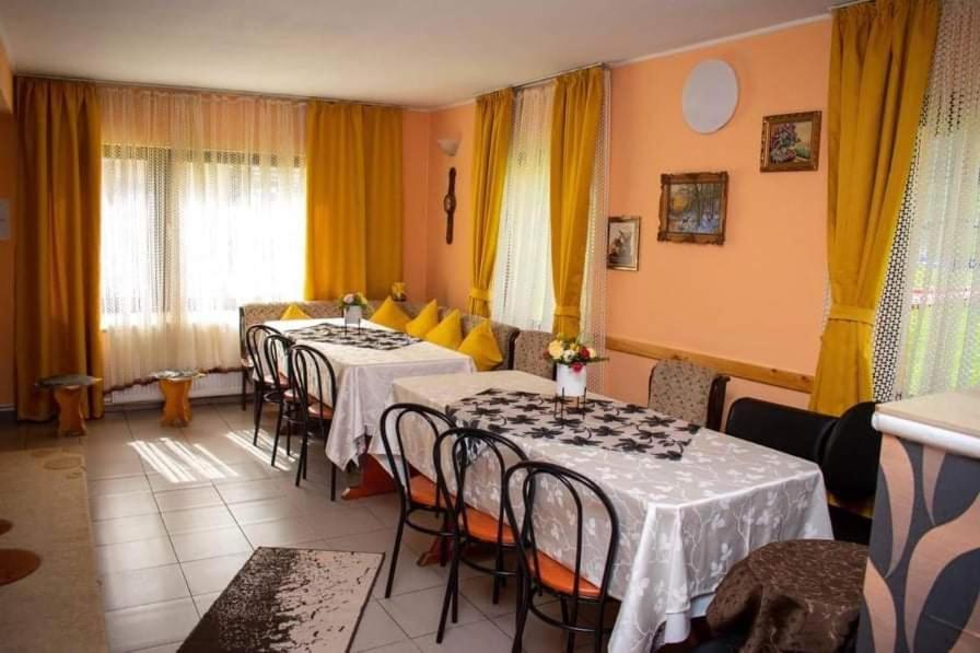 Cabana Ancuta Hotel Vártop Kültér fotó